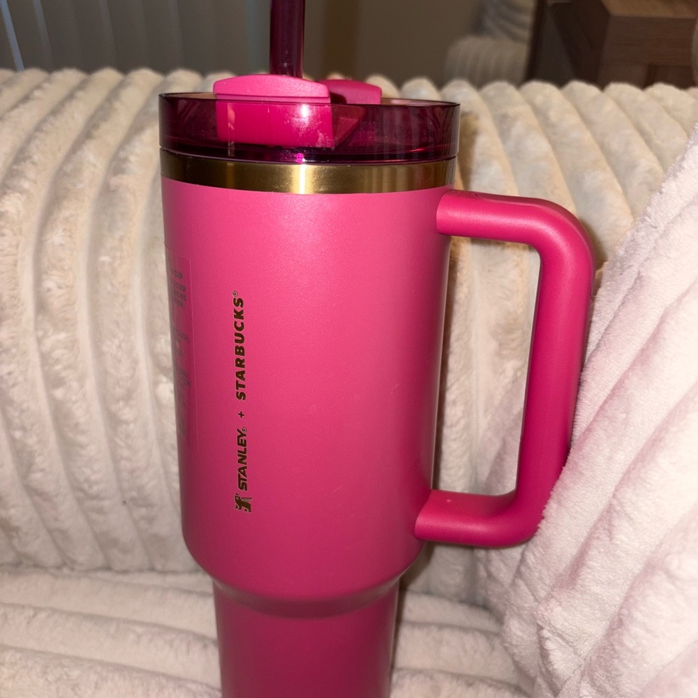 Stanley X Starbucks Pink and Gold 40oz Tumbler
